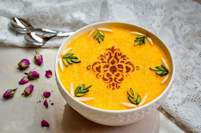 طرز تهیه شله زرد برای ۶ نفر