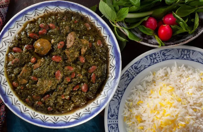 طرز تهیه قورمه سبزی 