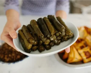 آموزش مرحله به مرحله دلمه برگ