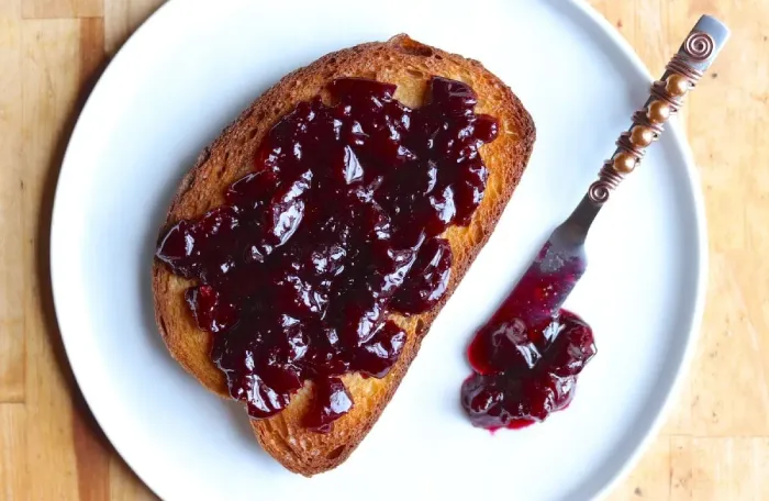 make-homemade-cherry-jam
