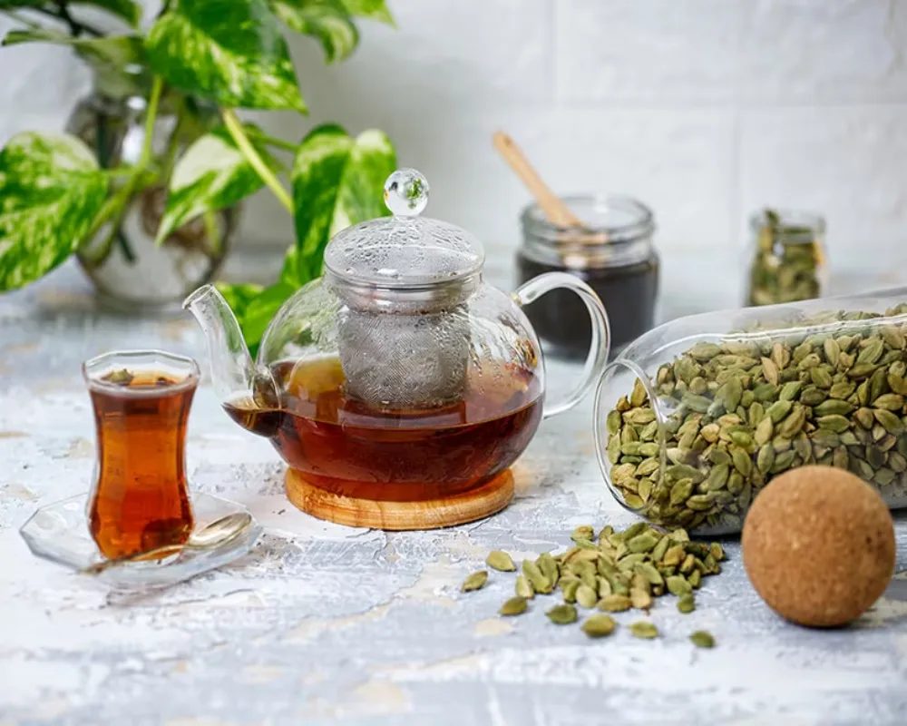 طریقه مصرف هل در چای