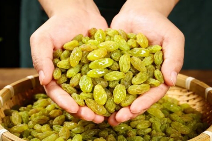 خواص کشمش سبز