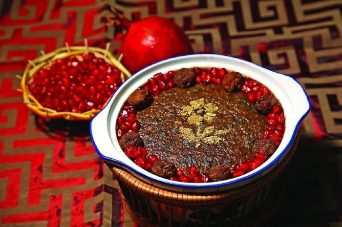 آش انار یلدایی